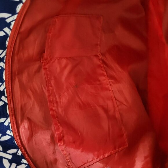 Travelon Red & Blue Geometric Travel Tote Bag With Zipper Closure & Inner Pocket - Picture 5 of 12